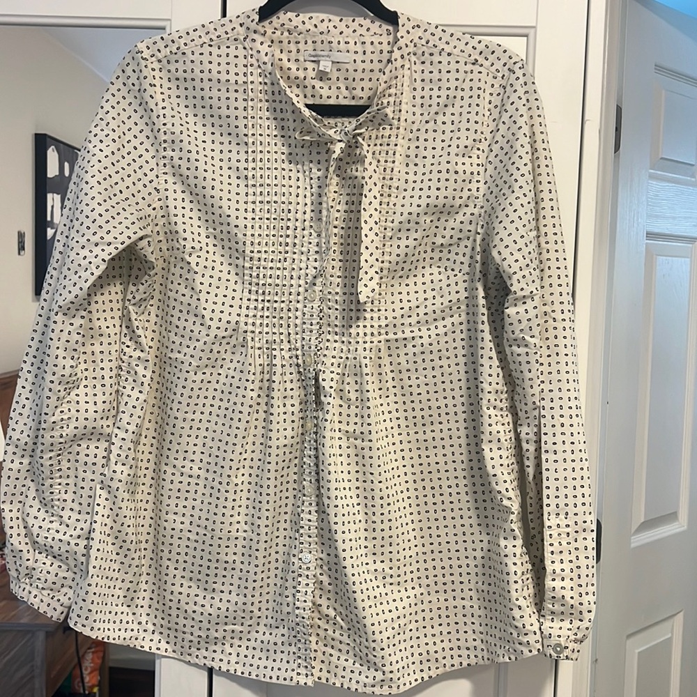 Pattern button down. Gap Maternity. Size M.